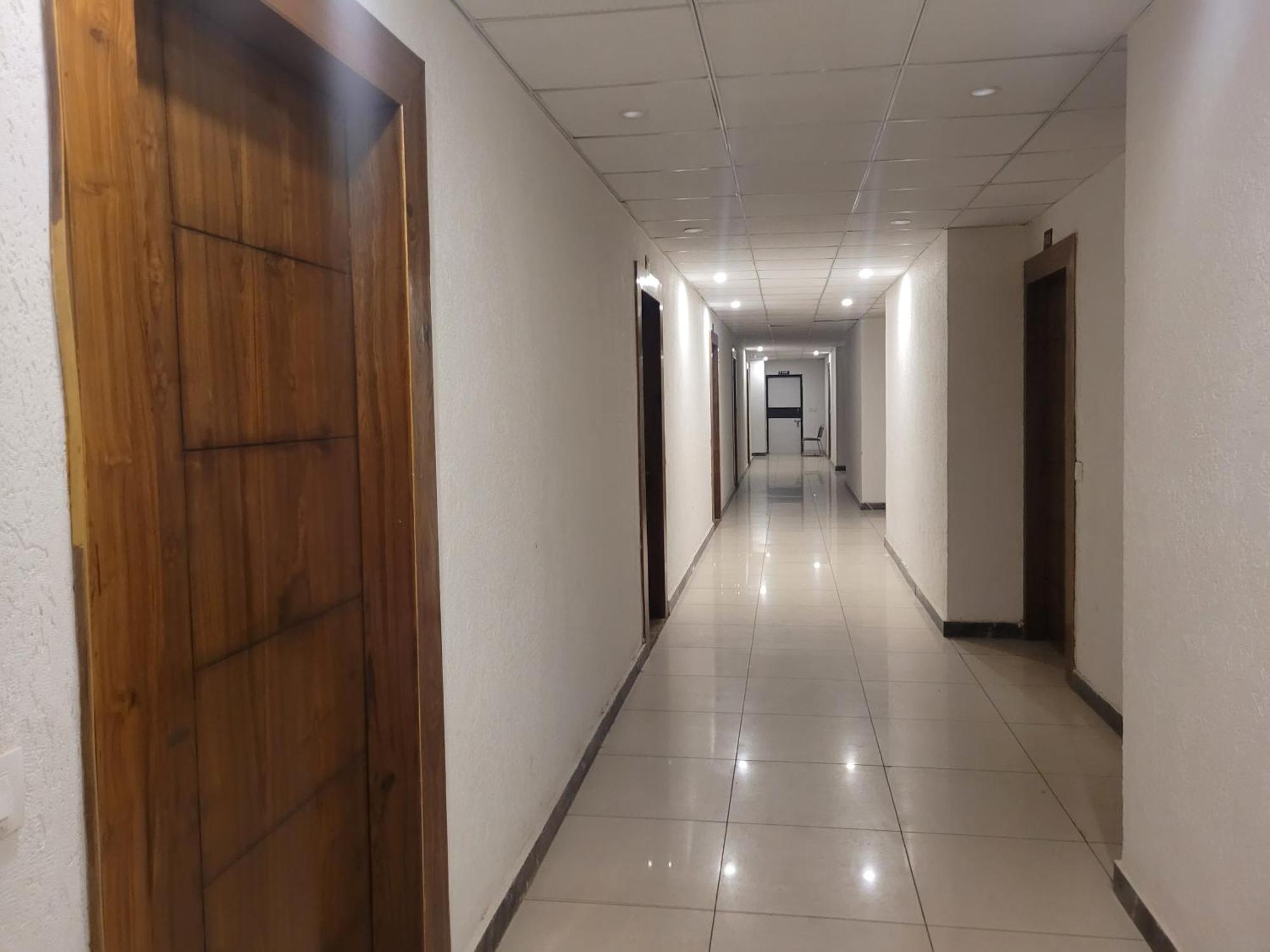 The Aura Grand Hotel & Banquet - A Unit Of Sitara Kollection Hotels Rohtak Kültér fotó
